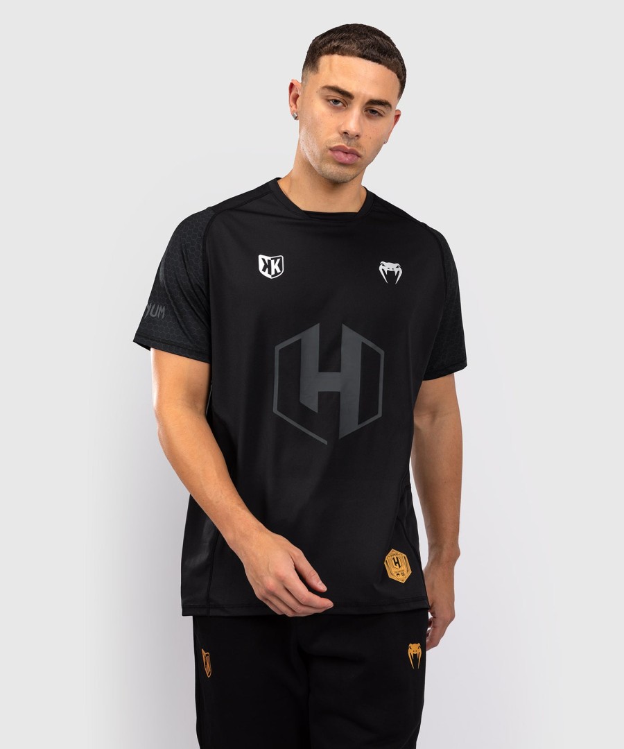 camiseta foot korner x venum hexagon mma - pretaprateada