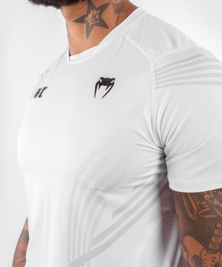 camisa de entrada autêntica do ufc venum fight night para homens - branca