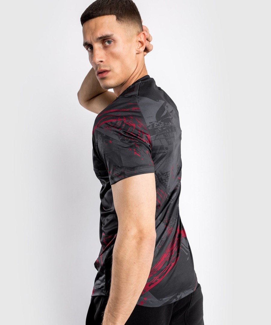 camiseta masculina ufc venum authentic fight week 2.0 dry tech - preta