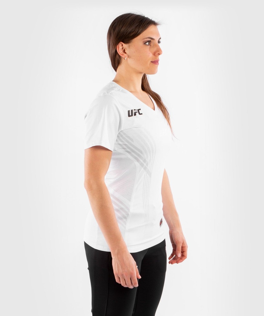 camisa de entrada personalizada e autêntica do ufc venum fight night para mulheres - branca