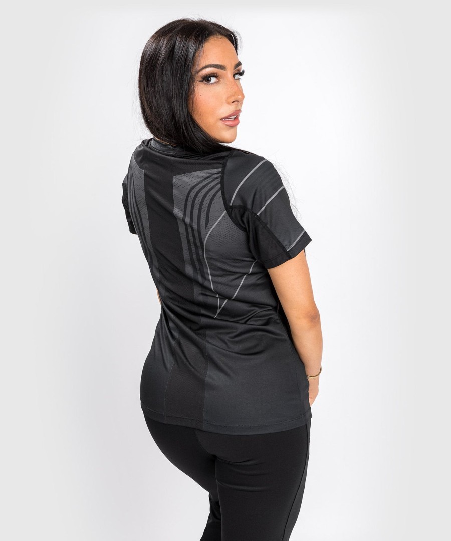 uniforme autêntico ufc venum fight night 2.0 da venum - camisa de entrada feminina - preta