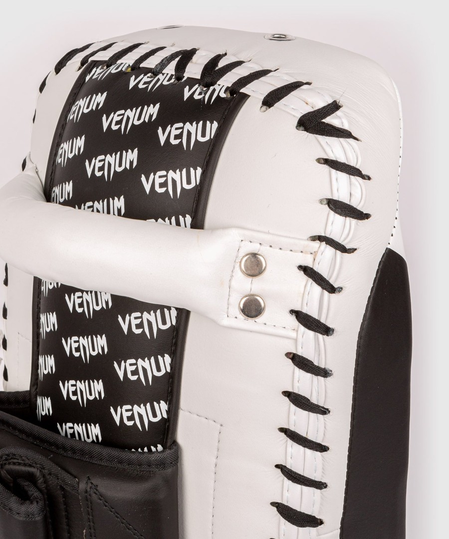 protetores de chute venum absolute par - pretobranco