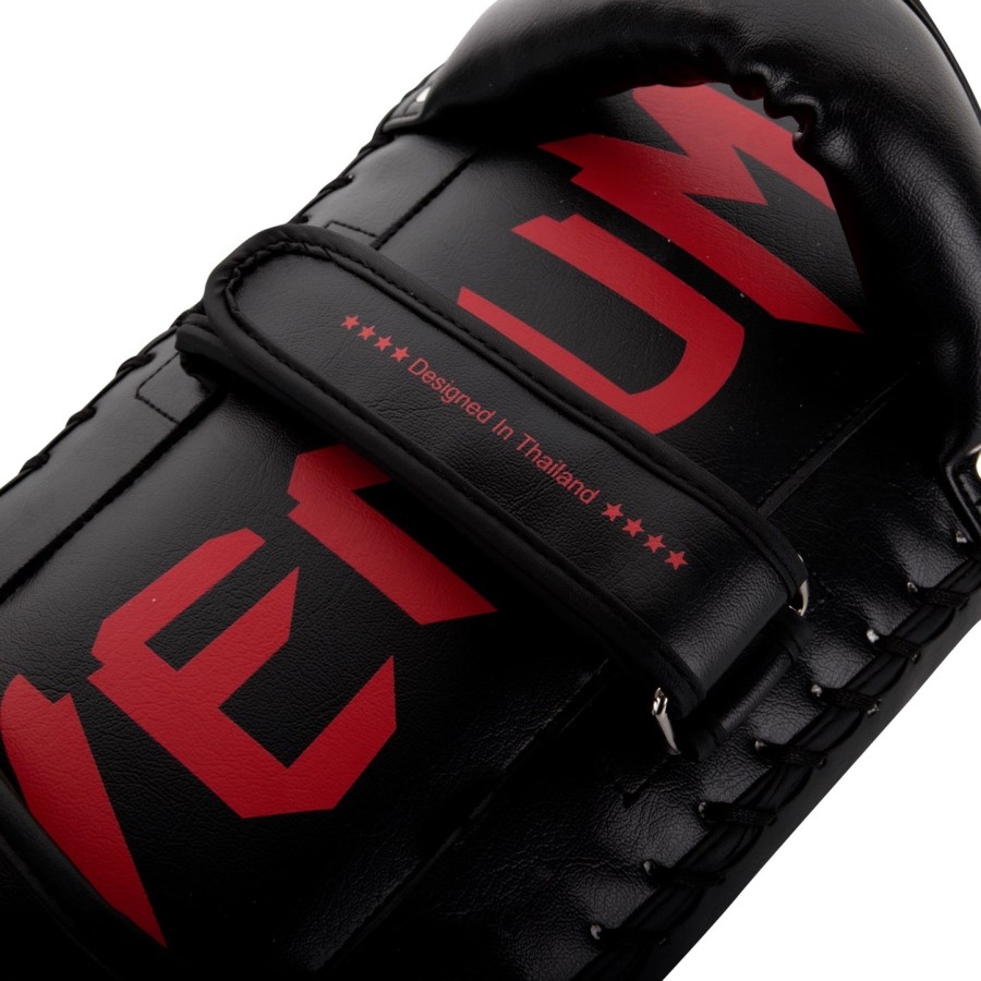protetores de chute venum giant - pretovermelho par