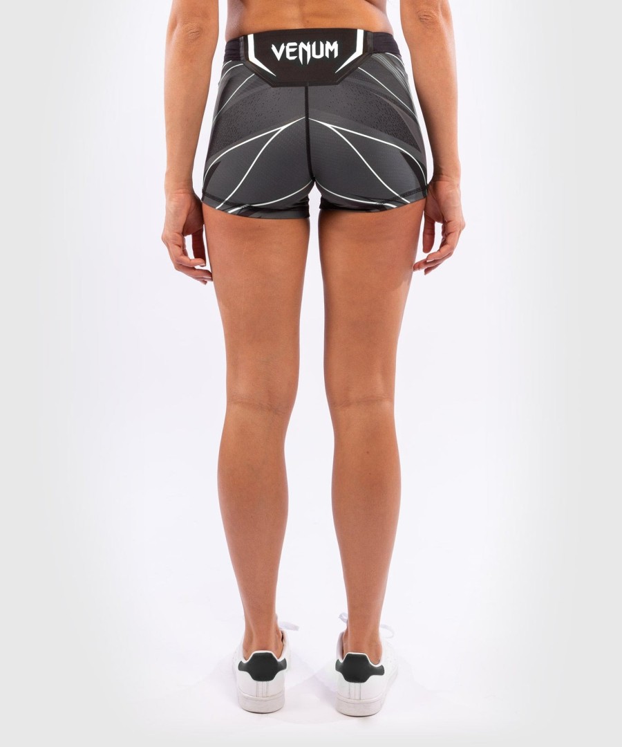 shorts ufc venum authentic fight night feminino vale tudo - corte curto - preto