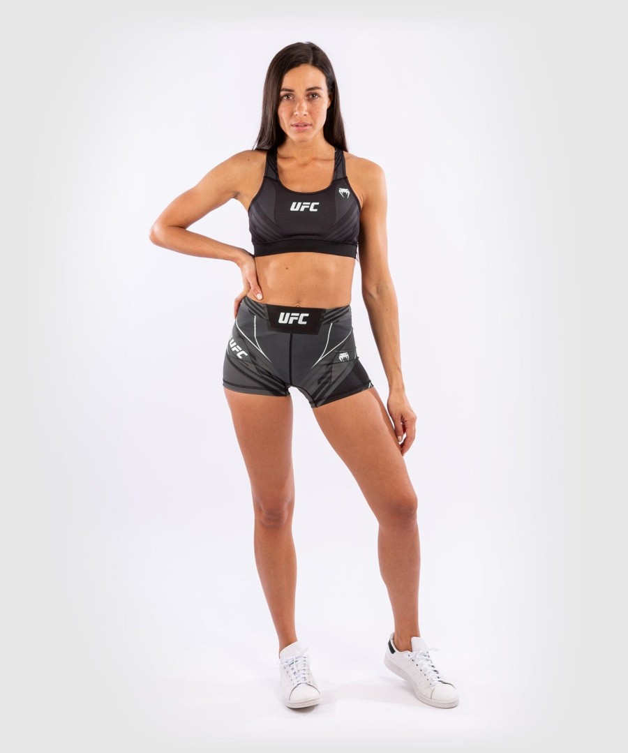 shorts ufc venum authentic fight night feminino vale tudo - corte curto - preto