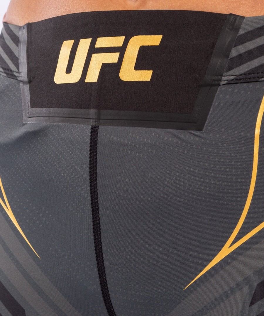 shorts ufc venum authentic fight night feminino vale tudo - corte curto - champion