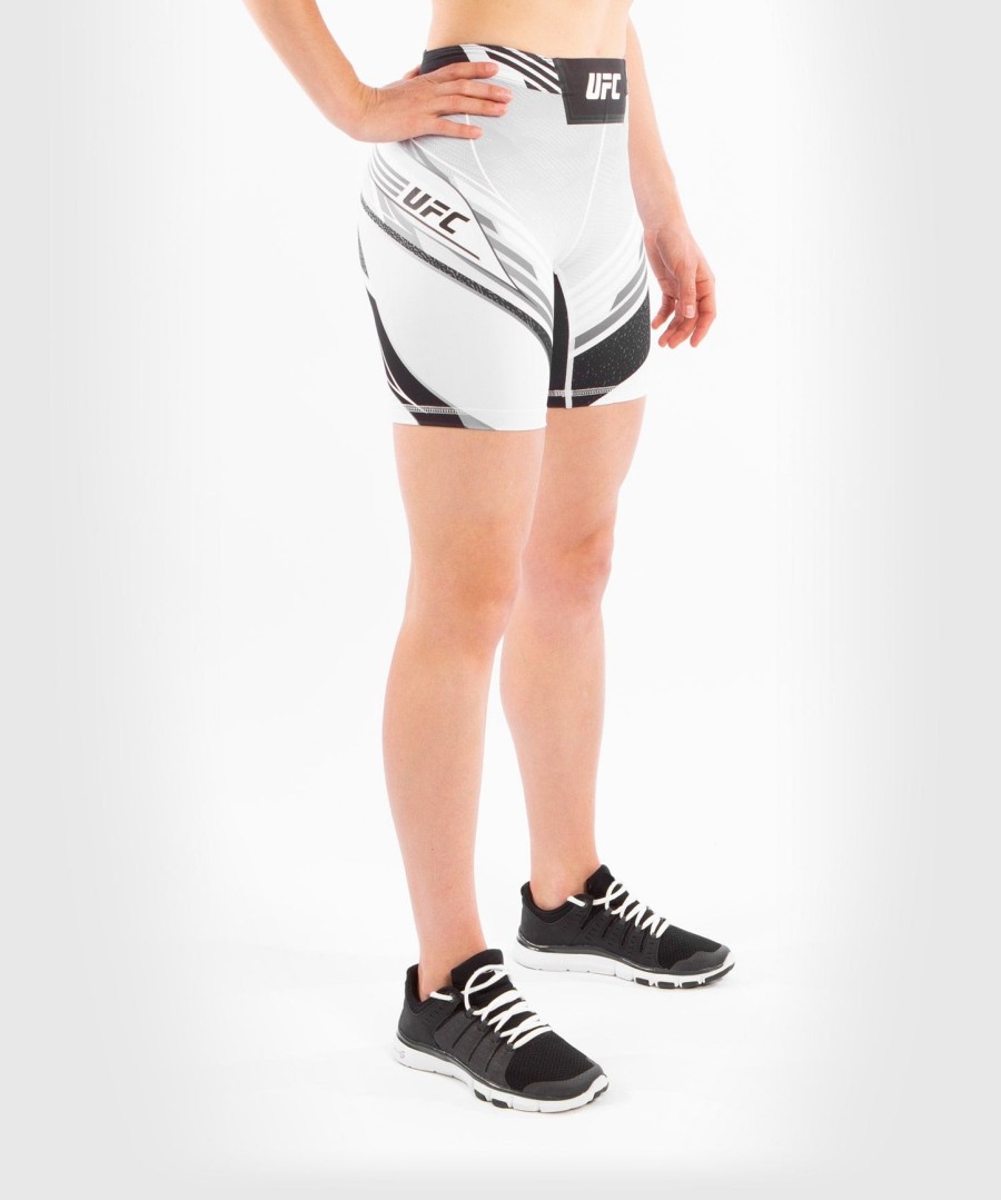shorts ufc venum authentic fight night vale tudo feminino - corte longo - branco