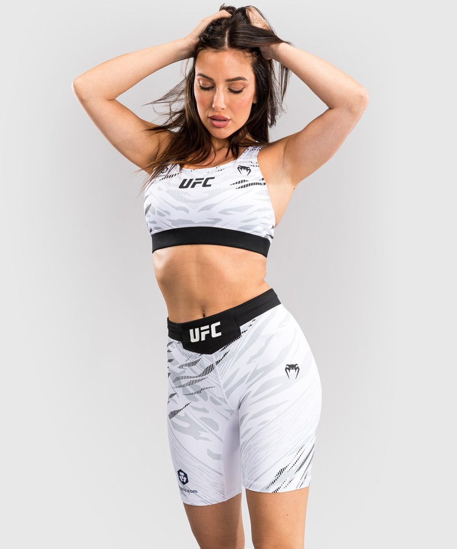 ufc fusion by venum authentic fight night short feminino vale tudo - ajuste longo - branco