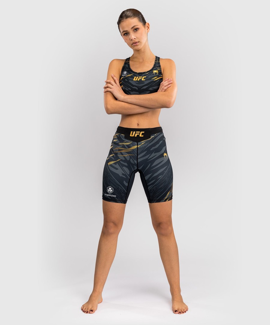 ufc fusion by venum authentic fight night feminino vale tudo short - long fit - campeão