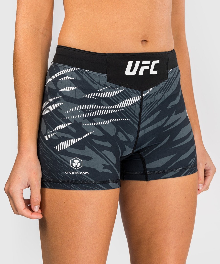 ufc fusion by venum authentic fight night short feminino vale tudo - corte curto - preto