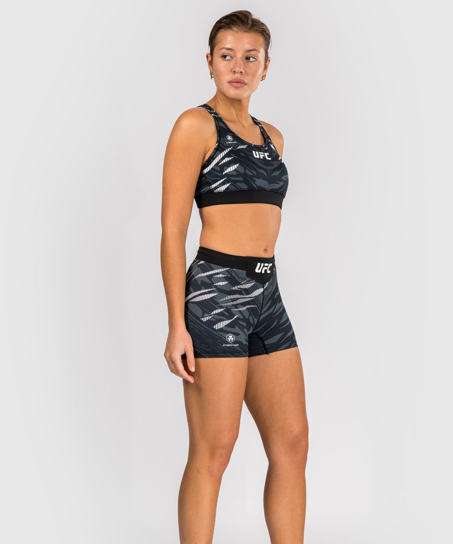 ufc fusion by venum authentic fight night short feminino vale tudo - corte curto - preto