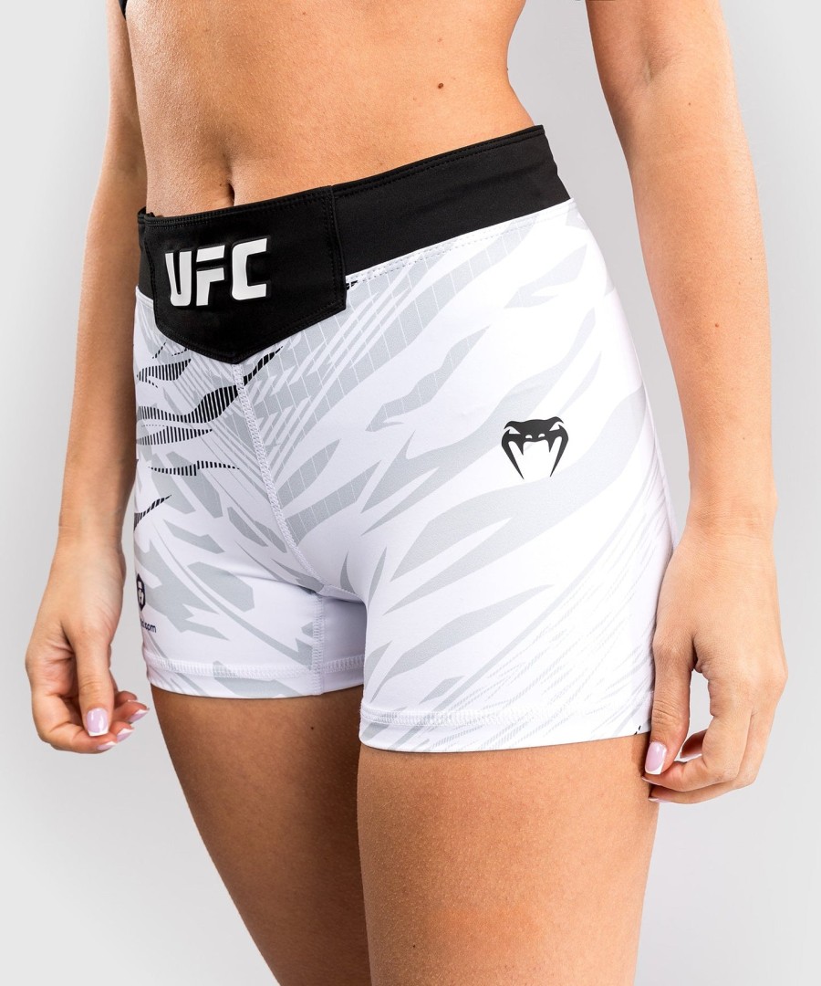 short ufc fusion by venum authentic fight night feminino vale tudo - corte curto - branco