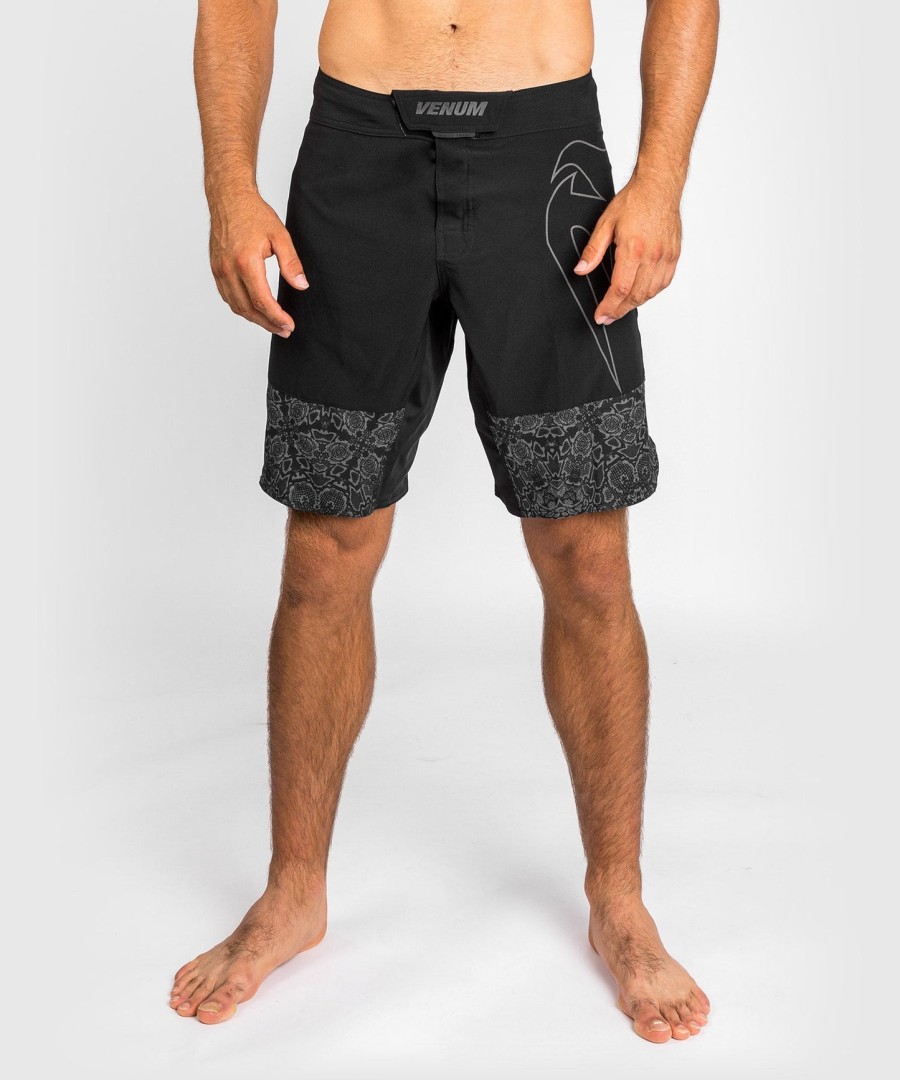 calção de luta fightshorts reflective light 4.0 venum - pretopreto
