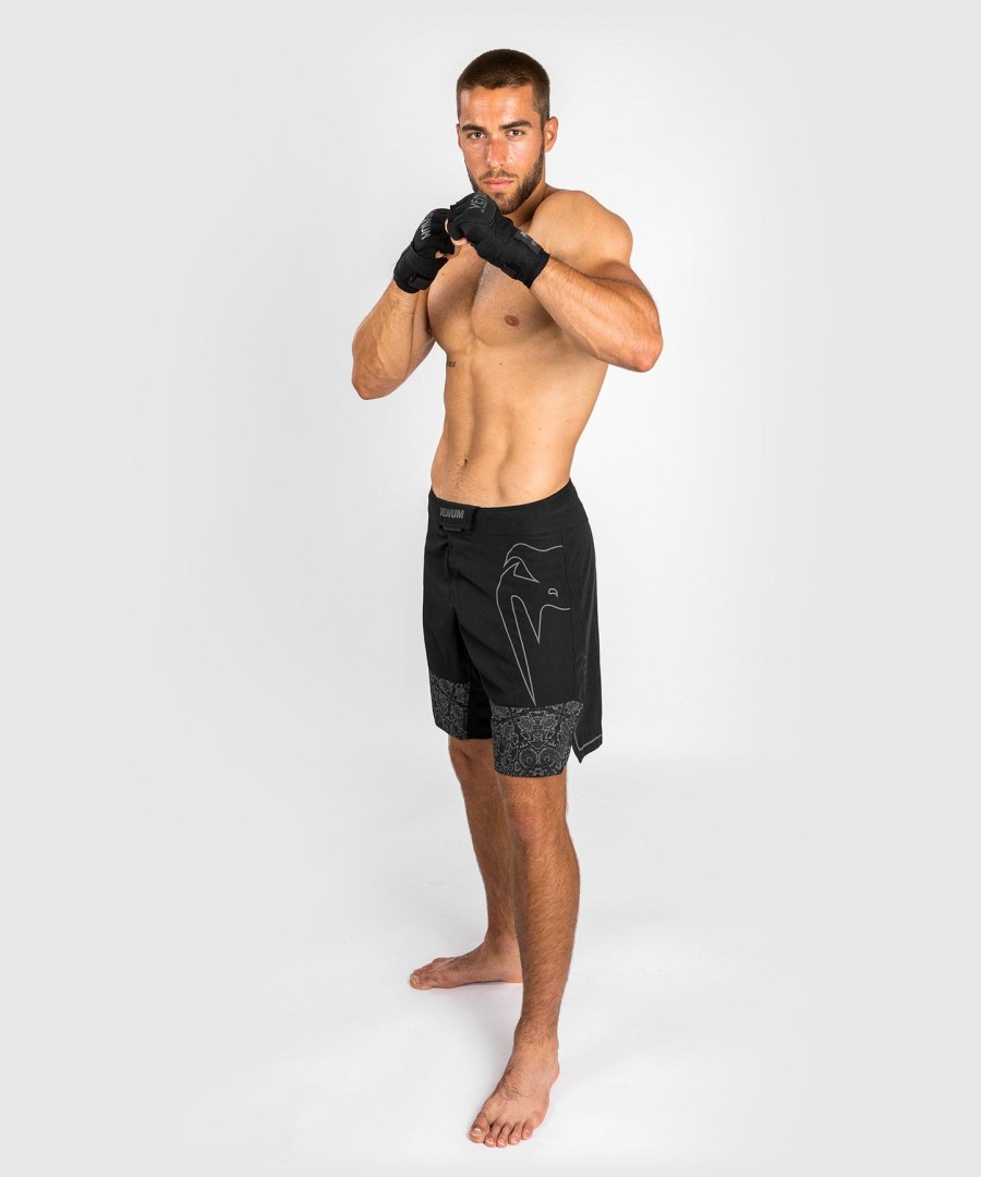 calção de luta fightshorts reflective light 4.0 venum - pretopreto
