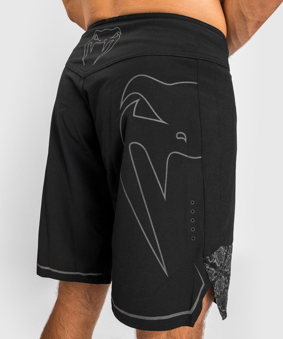calção de luta fightshorts reflective light 4.0 venum - pretopreto