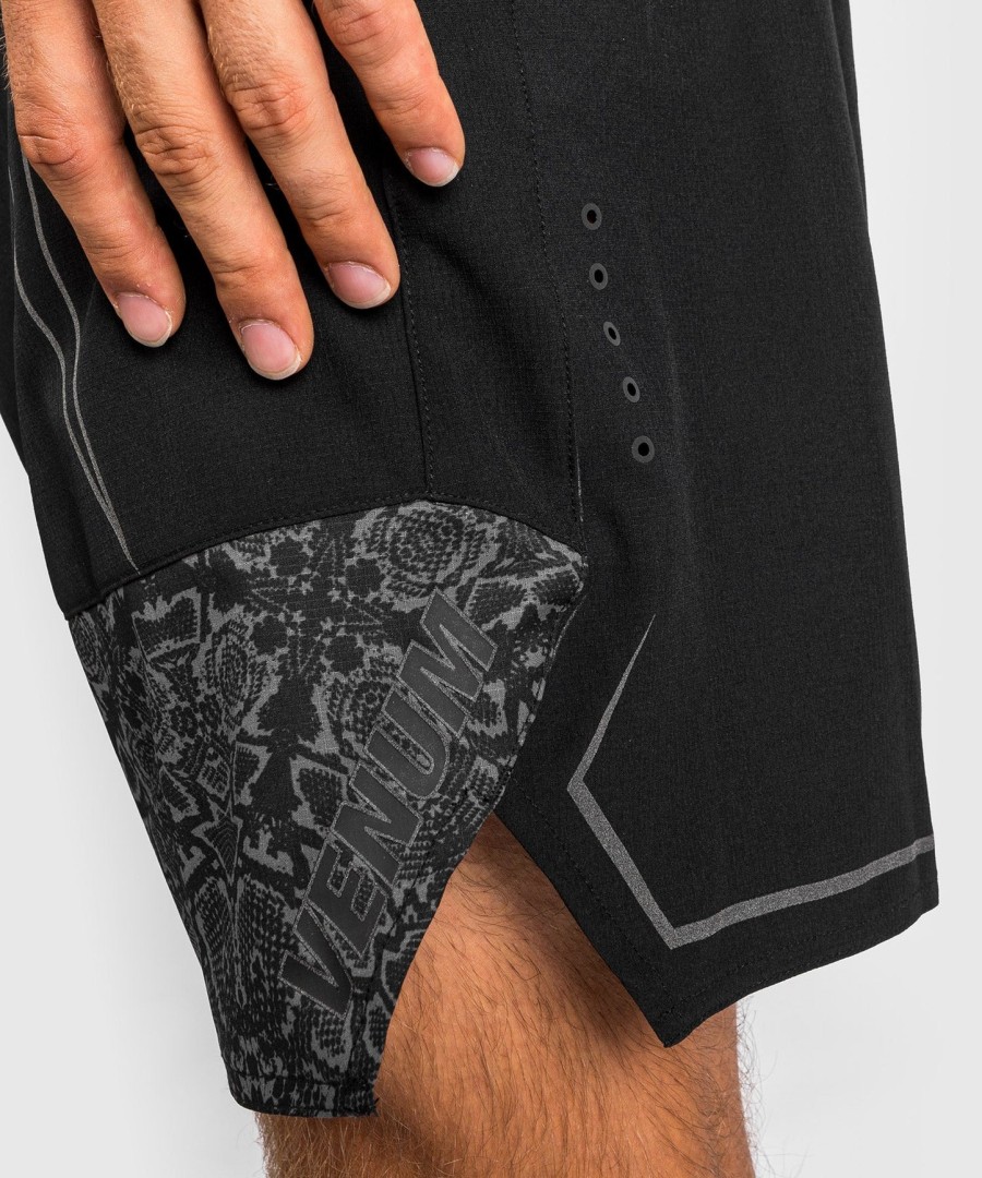 calção de luta fightshorts reflective light 4.0 venum - pretopreto
