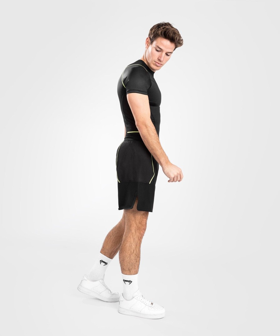 venum fusion 2.0 fightshort - pretoamarelo
