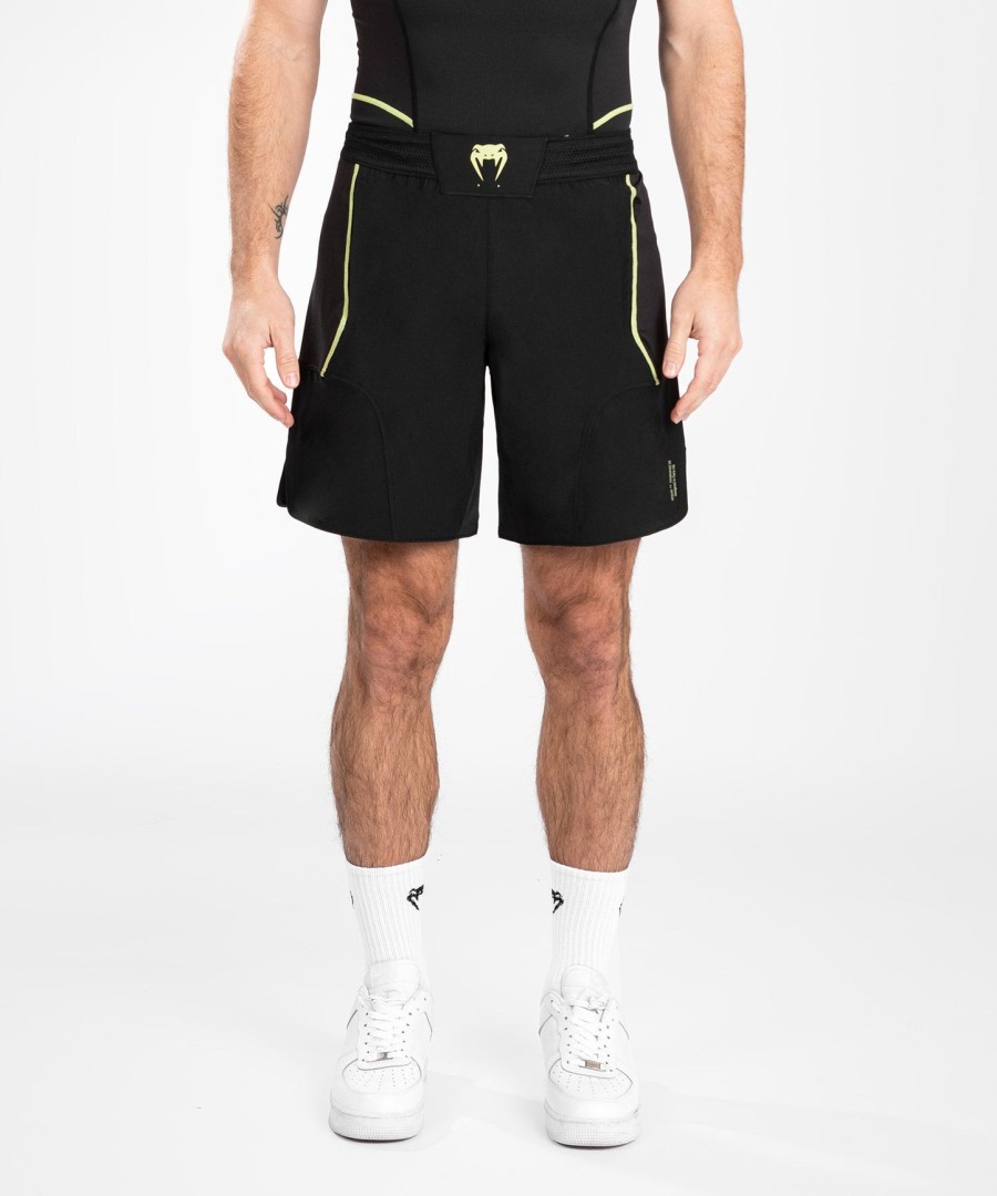 venum fusion 2.0 fightshort - pretoamarelo