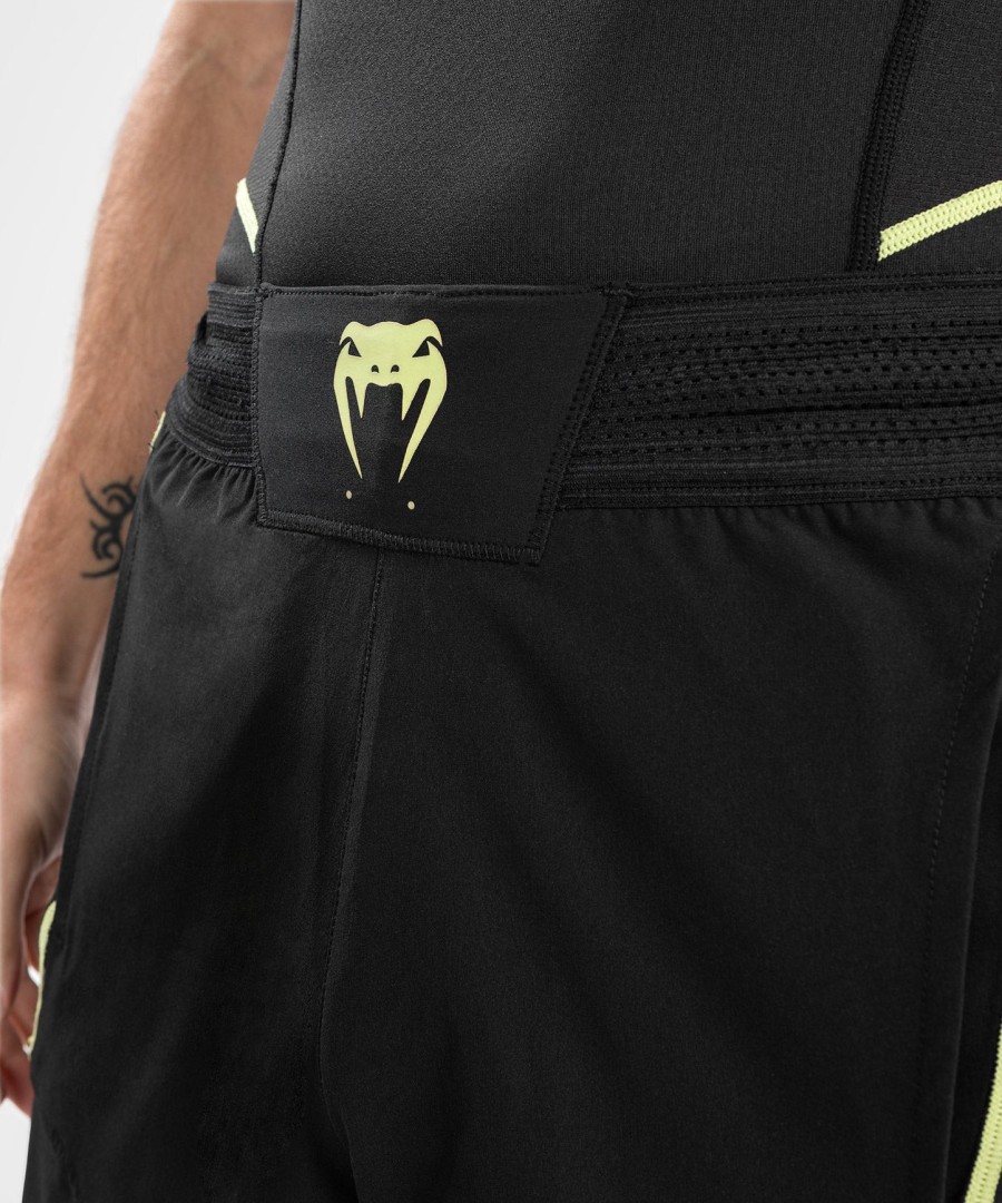venum fusion 2.0 fightshort - pretoamarelo