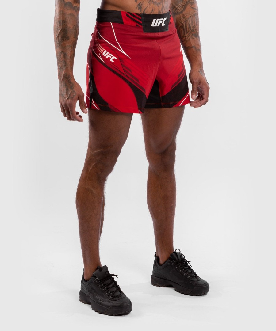 calção masculino ufc venum authentic fight night - corte curto - vermelho