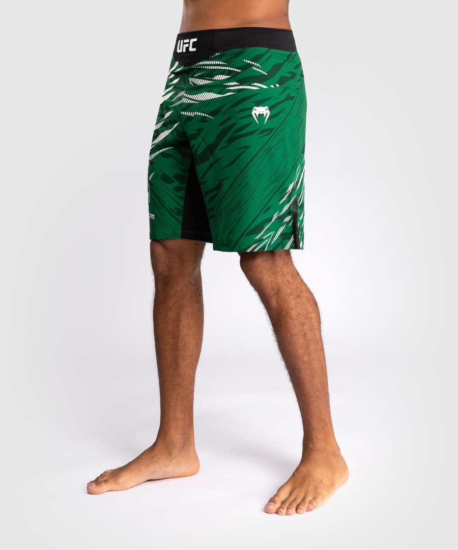 calção de luta masculino ufc fusion by venum authentic fight night modelo long fit verde.