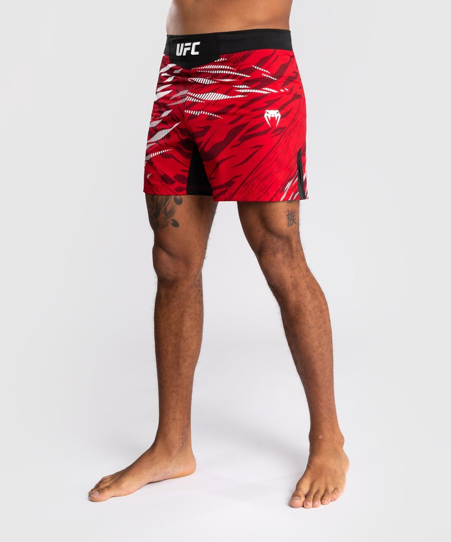 calção de luta masculino autêntico ufc fusion by venum fight night - corte curto - vermelho