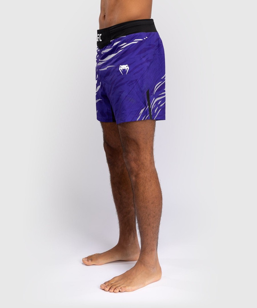 calção de luta masculino autêntico ufc fusion by venum fight night - corte curto - roxo