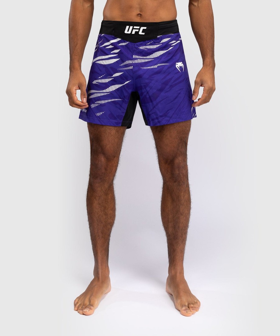 calção de luta masculino autêntico ufc fusion by venum fight night - corte curto - roxo