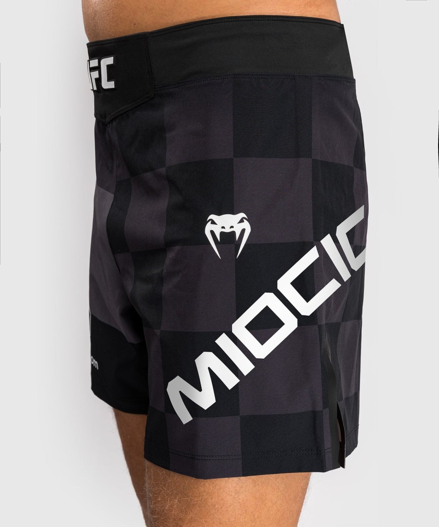 shorts de luta masculinos ufc unrivaled by venum black stipe miocic