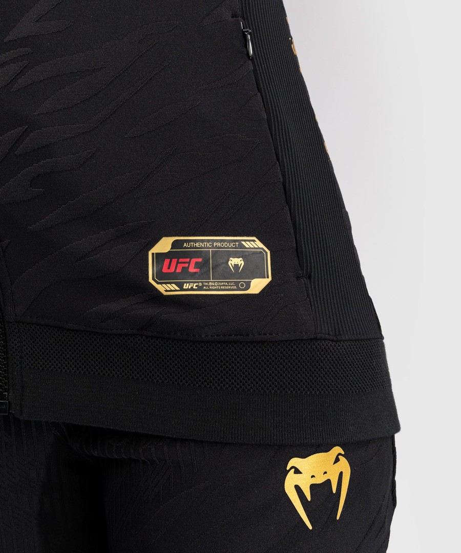 moletom com capuz ufc fusion by venum authentic fight night feminino walkout - campeã