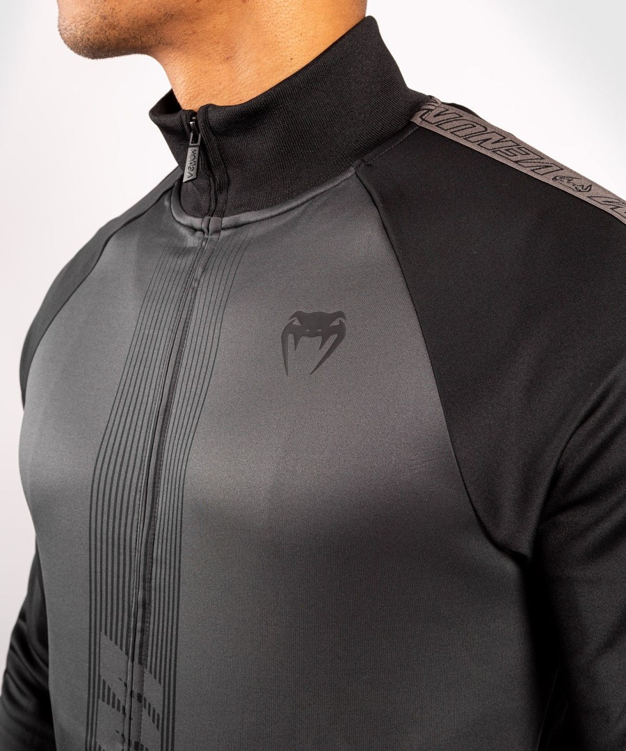 jaqueta esportiva venum club 212 – pretocinza