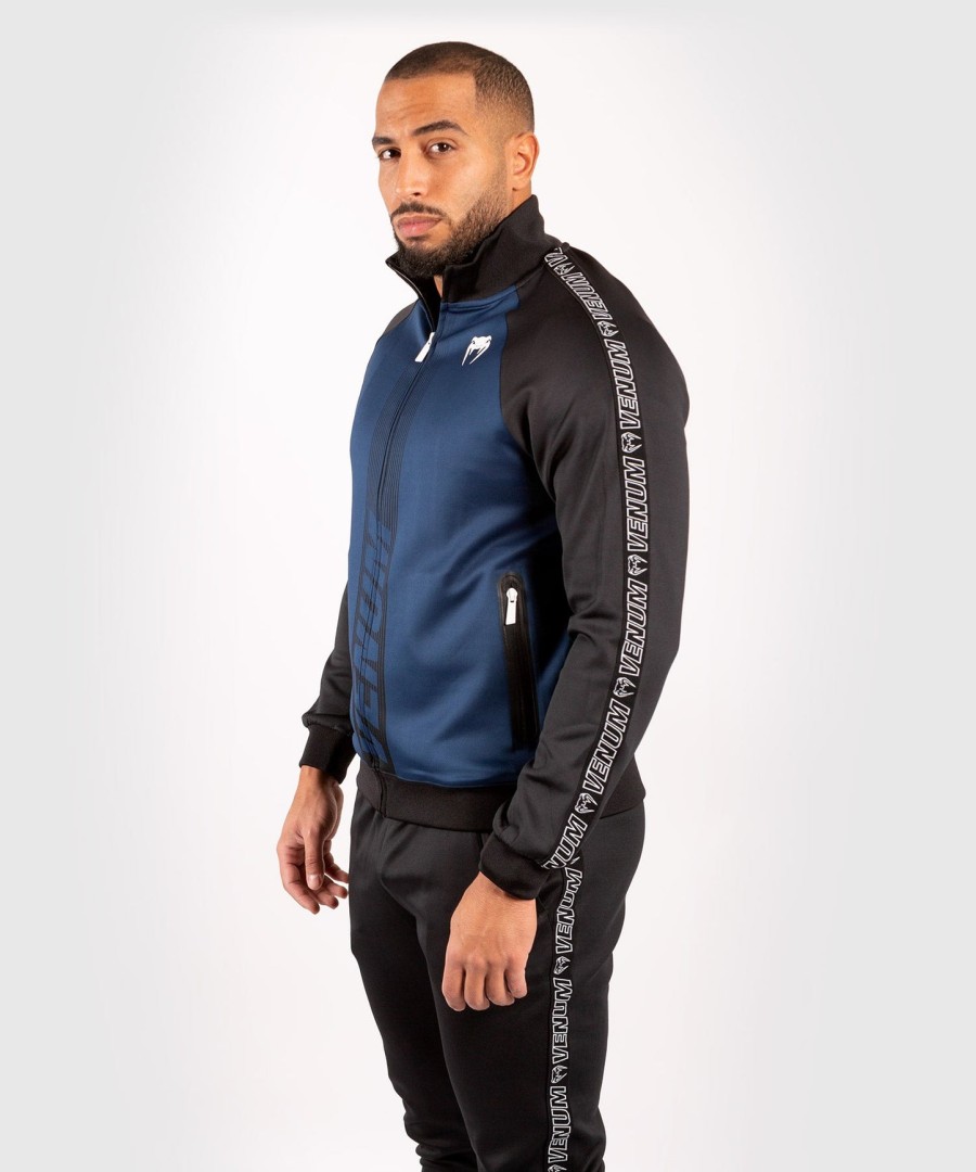 jaqueta esportiva venum club 212 – azul marinhopreta