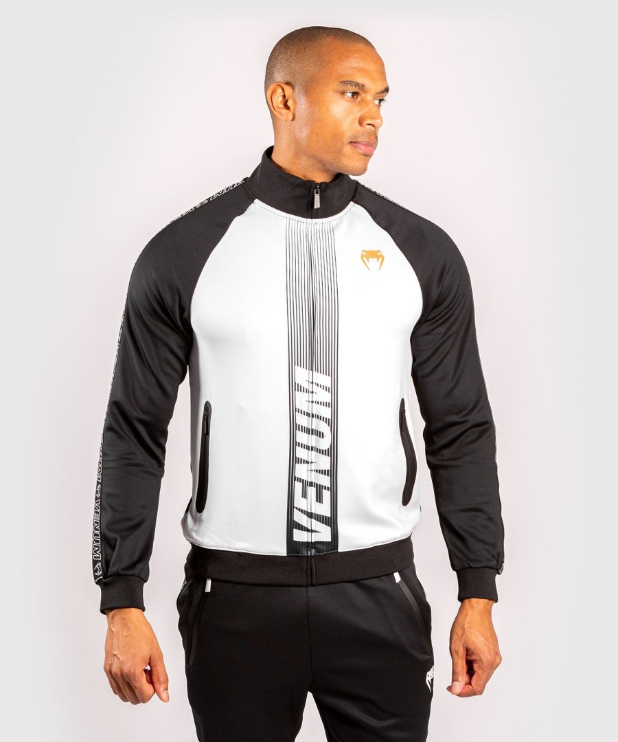 jaqueta esportiva venum club 212 – pretobranco