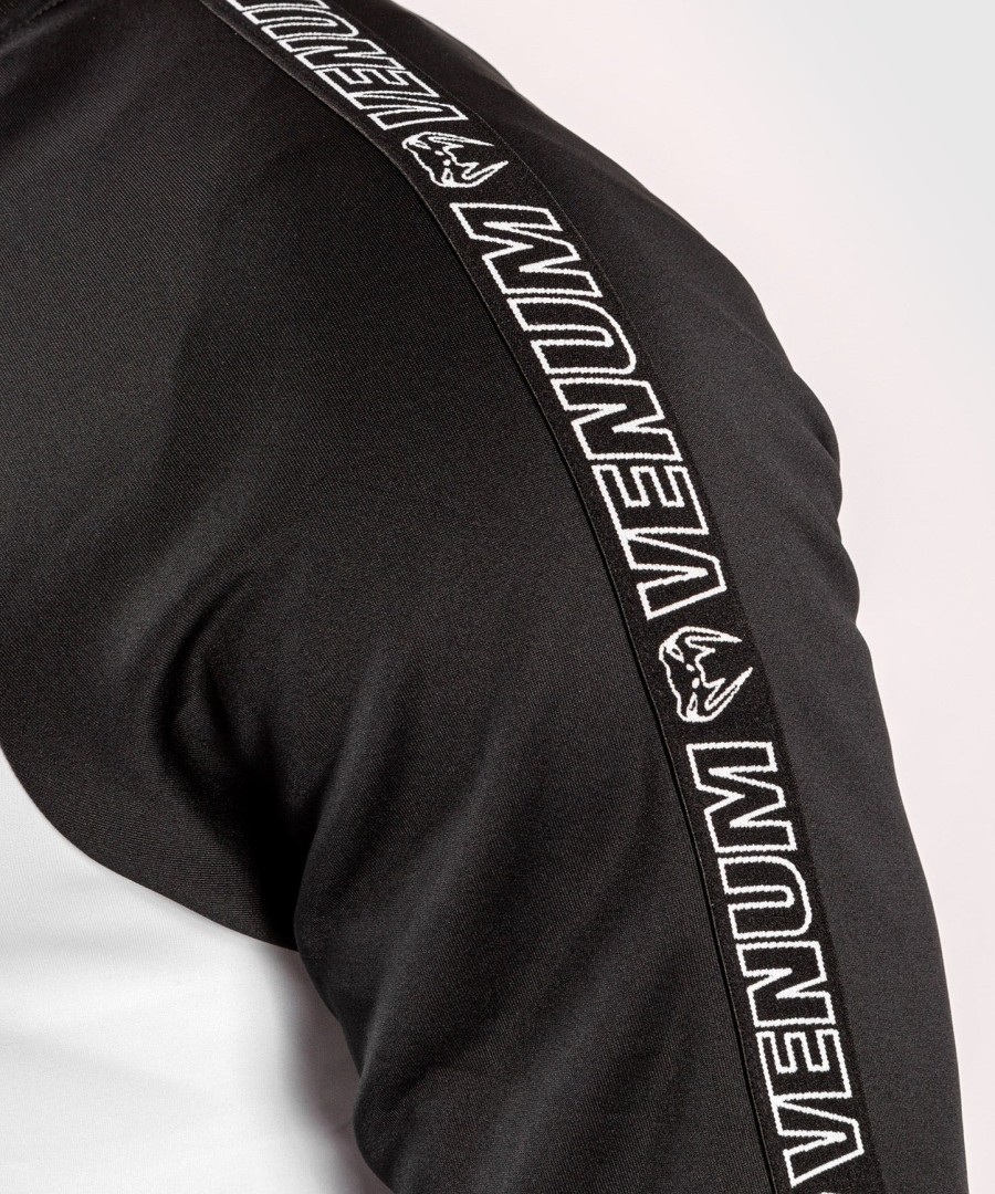 jaqueta esportiva venum club 212 – pretobranco