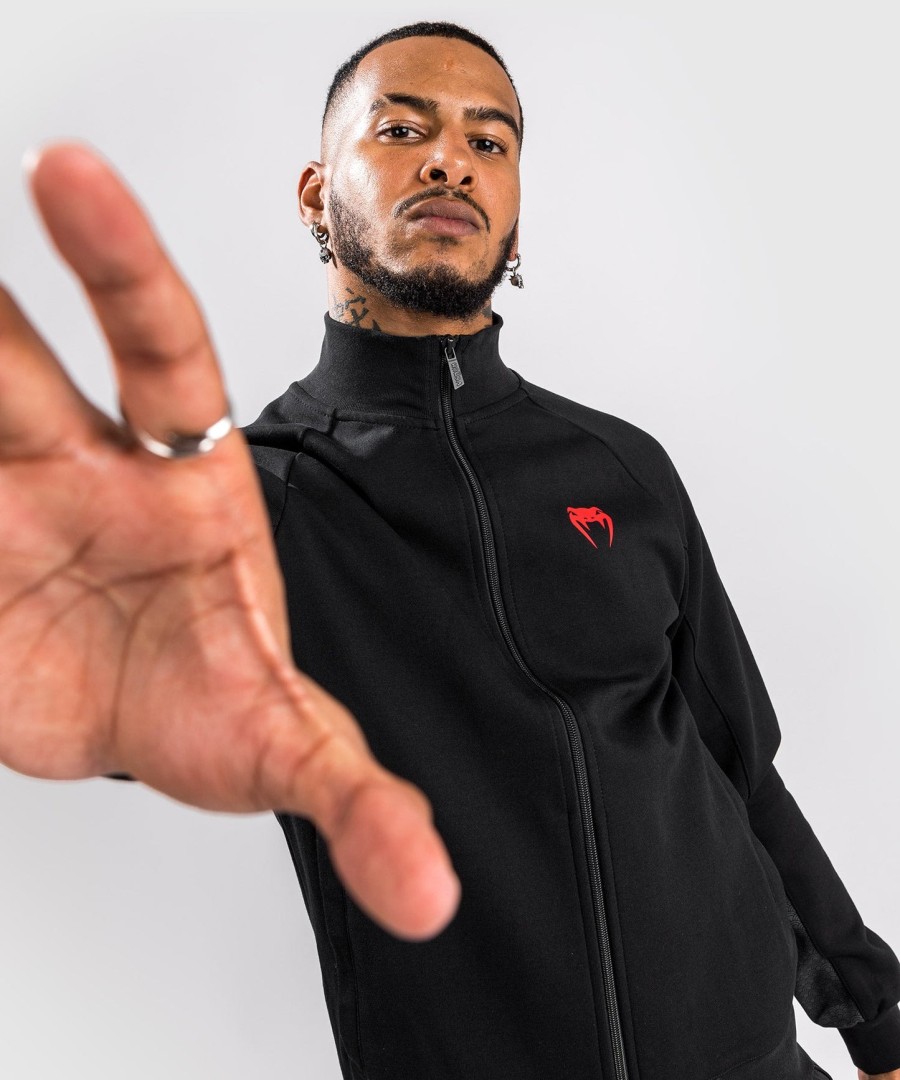 jaqueta esportiva venum okinawa 3.0 - pretovermelho