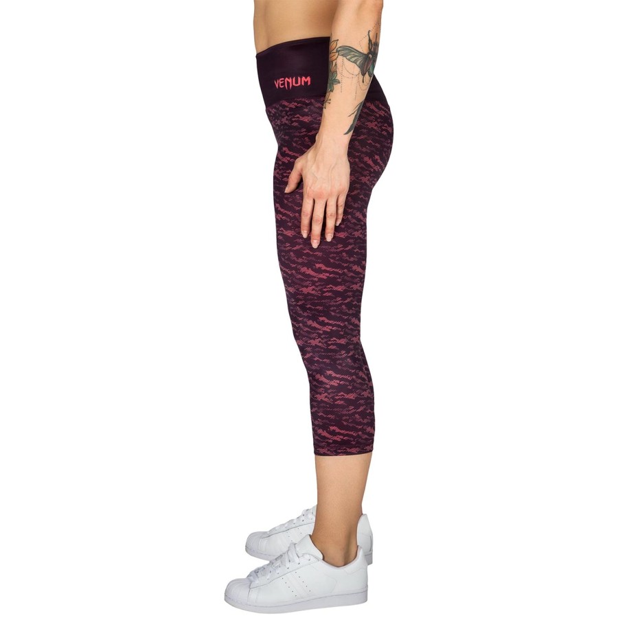 calça legging cropped venum camoline - pretocoral
