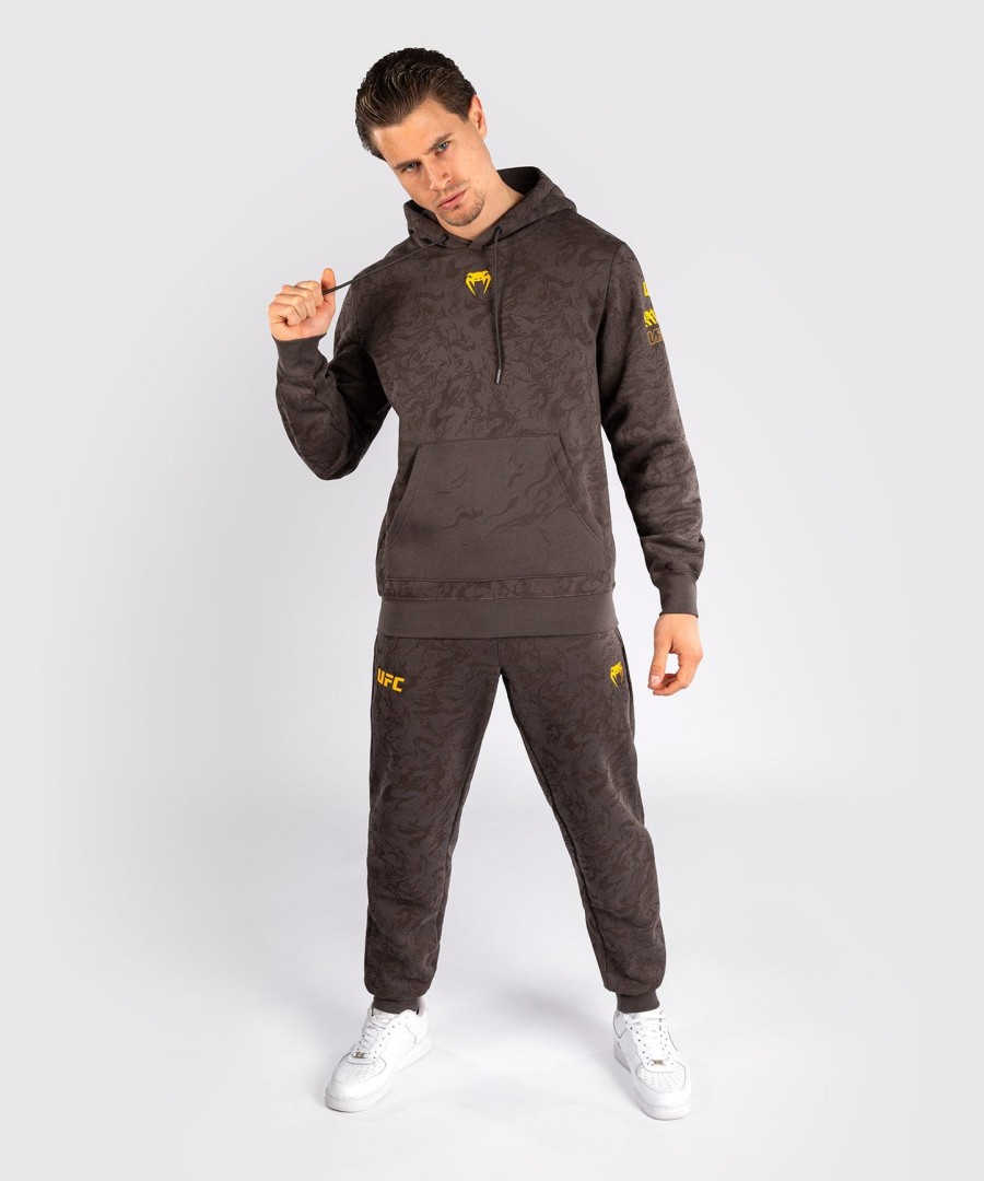 moletom com capuz masculino ufc fusion by venum fight week - marrom terra