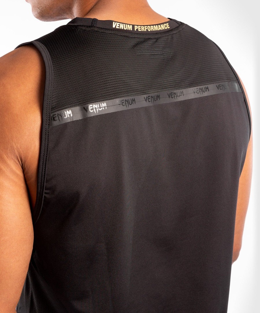 regata venum petrosyan 2.0 dry-tech - pretadourada