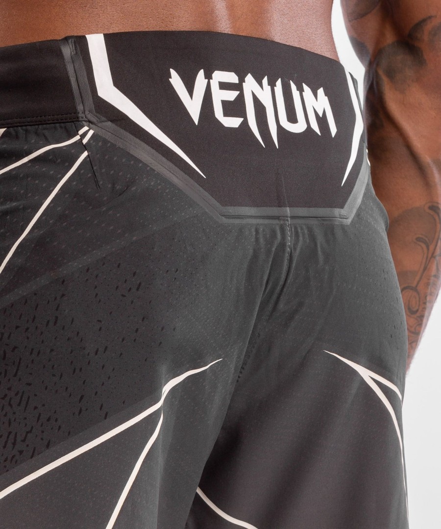 calção masculino ufc venum authentic fight night - corte longo - preto
