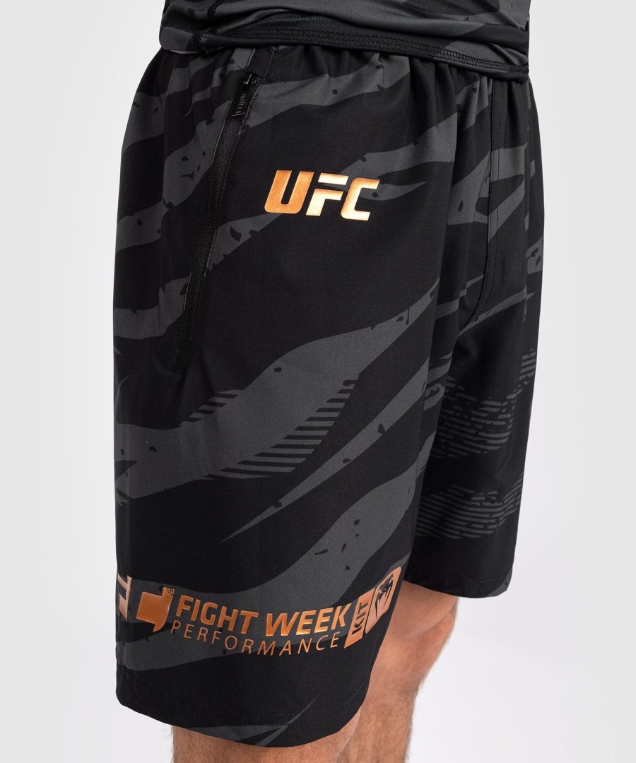 calções de performance ufc adrenaline by venum fight week para homem - camuflagem urbana