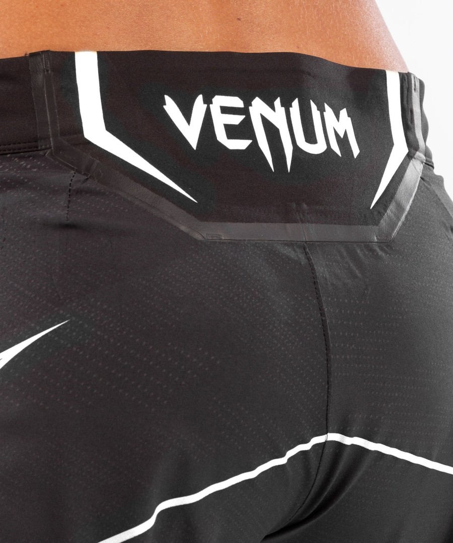 shorts ufc venum authentic fight night feminino - comprimento longo - preto