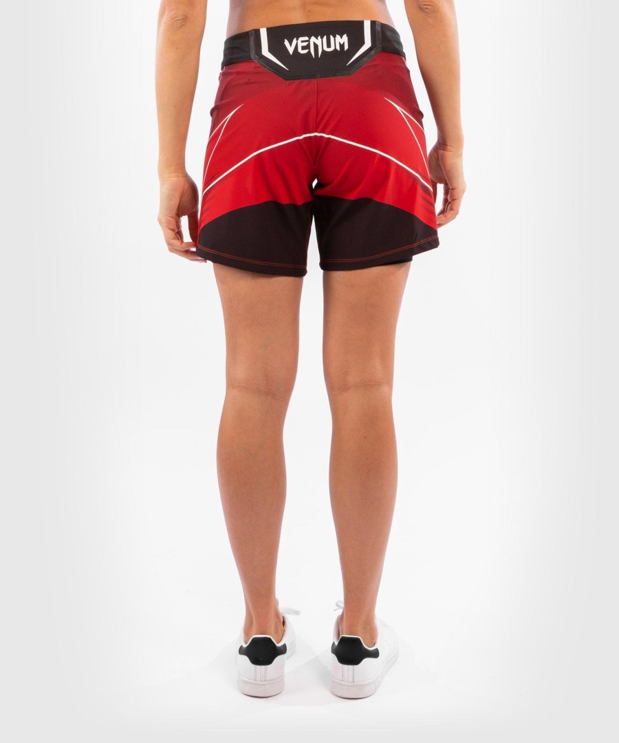shorts ufc venum authentic fight night feminino - comprimento longo - vermelho
