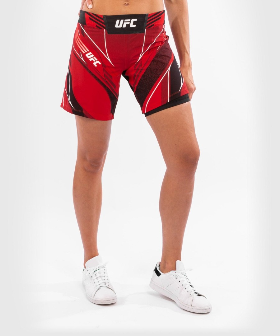 shorts ufc venum authentic fight night feminino - comprimento longo - vermelho