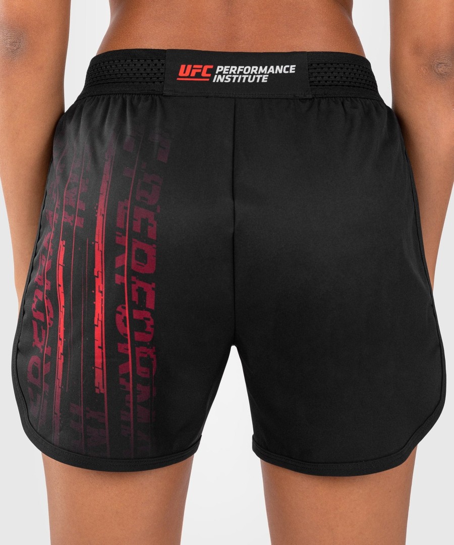 shorts de performance femininos ufc venum performance institute 2.0 - pretovermelho