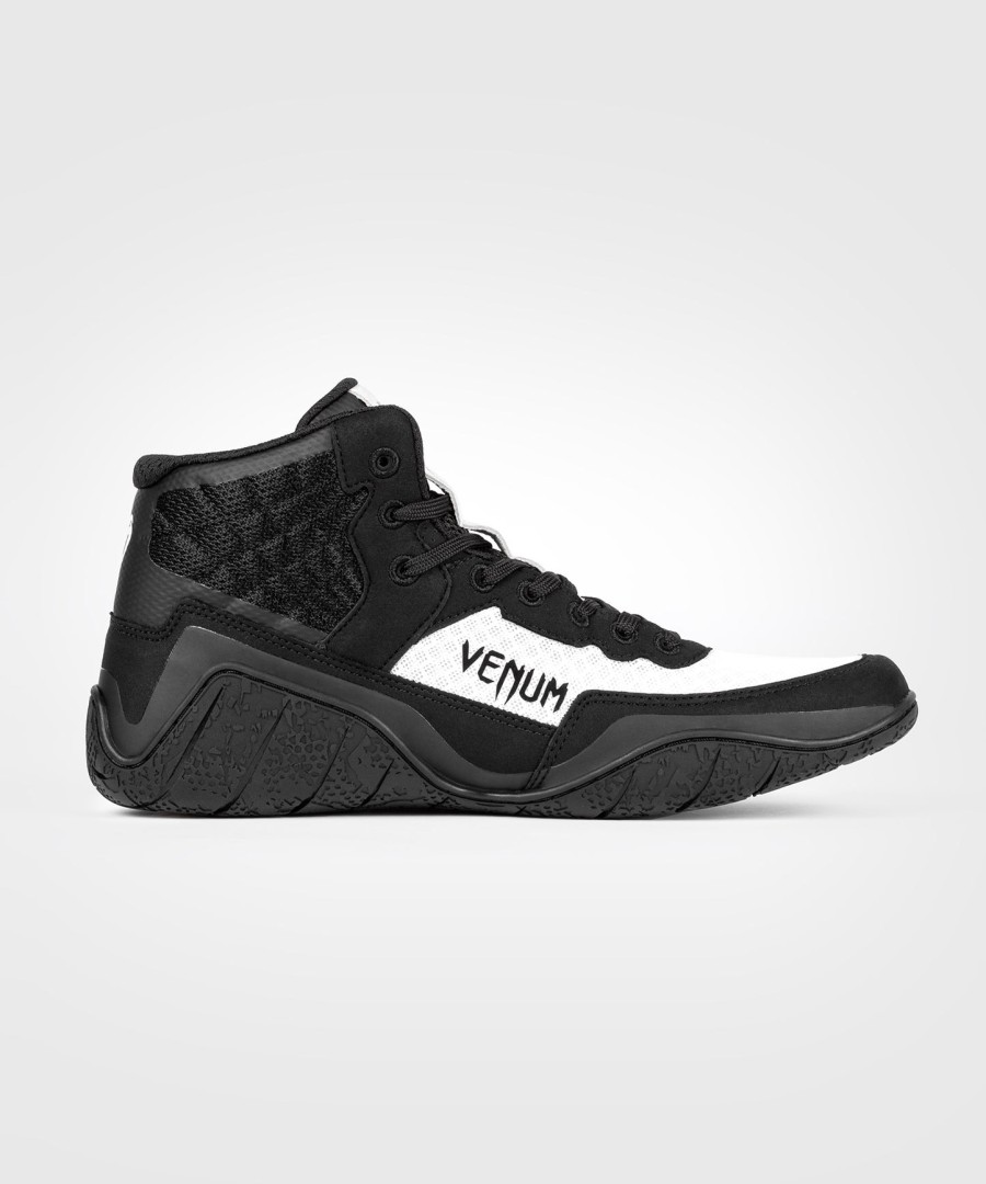 sapatos de luta livre venum elite - pretobranco